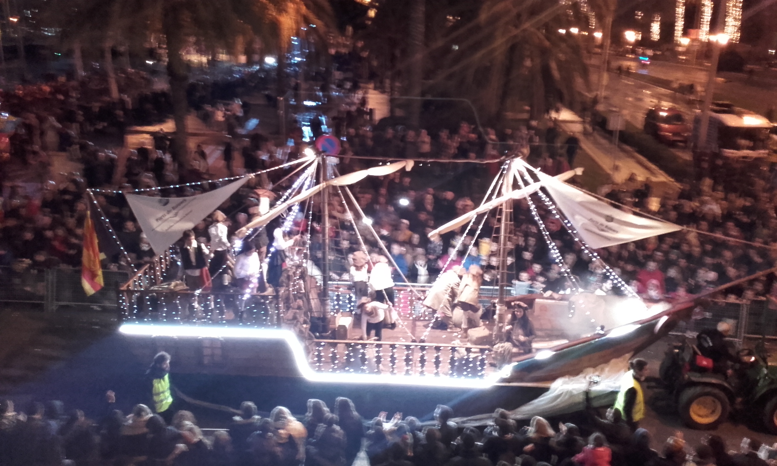 The APB takes part in Ibiza's Three Kings Parade with a large sailing boat