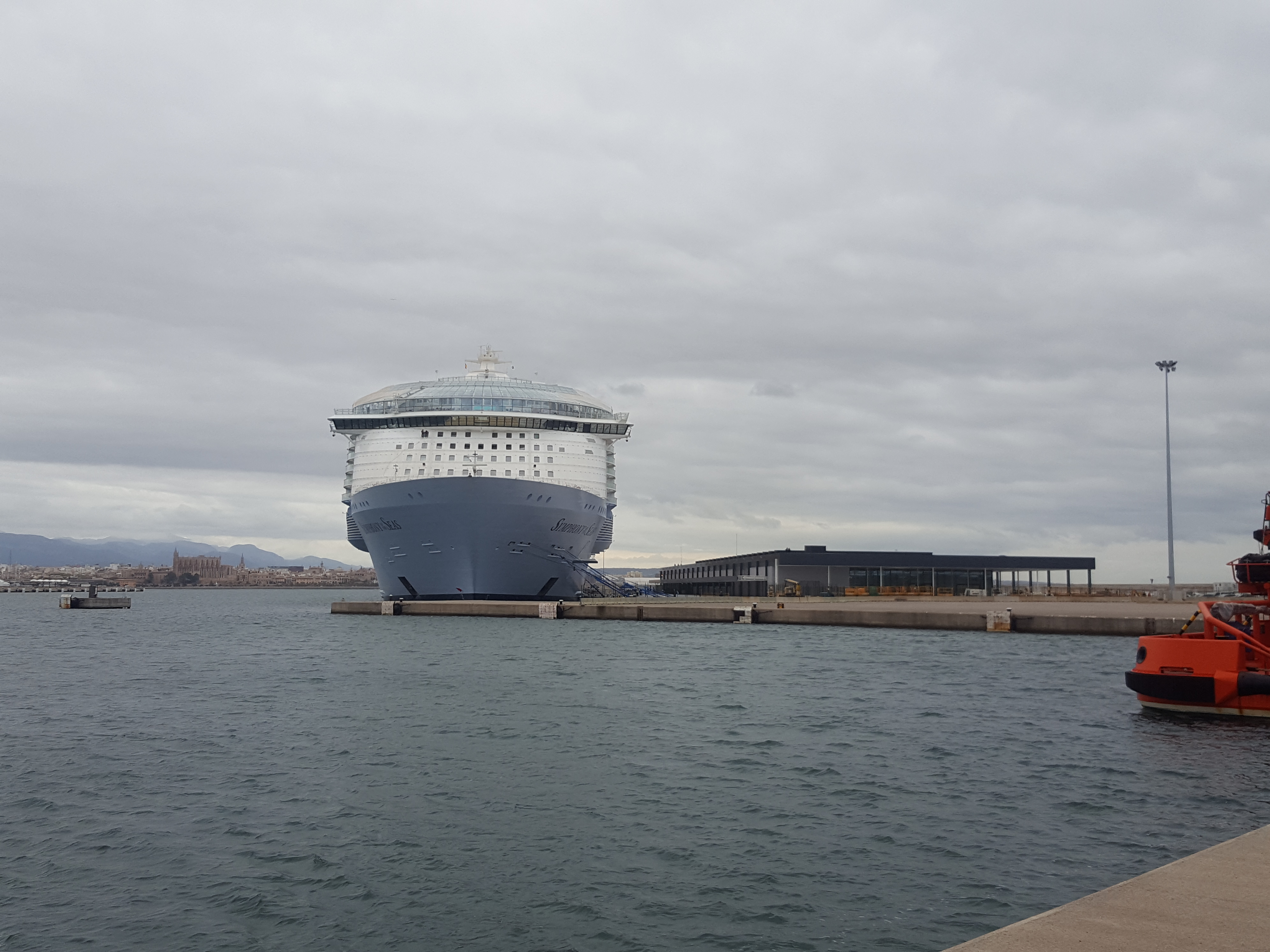 Die APB setzt das neue Seeterminal Nr. 6 im Hafen von Palma in Betrieb 