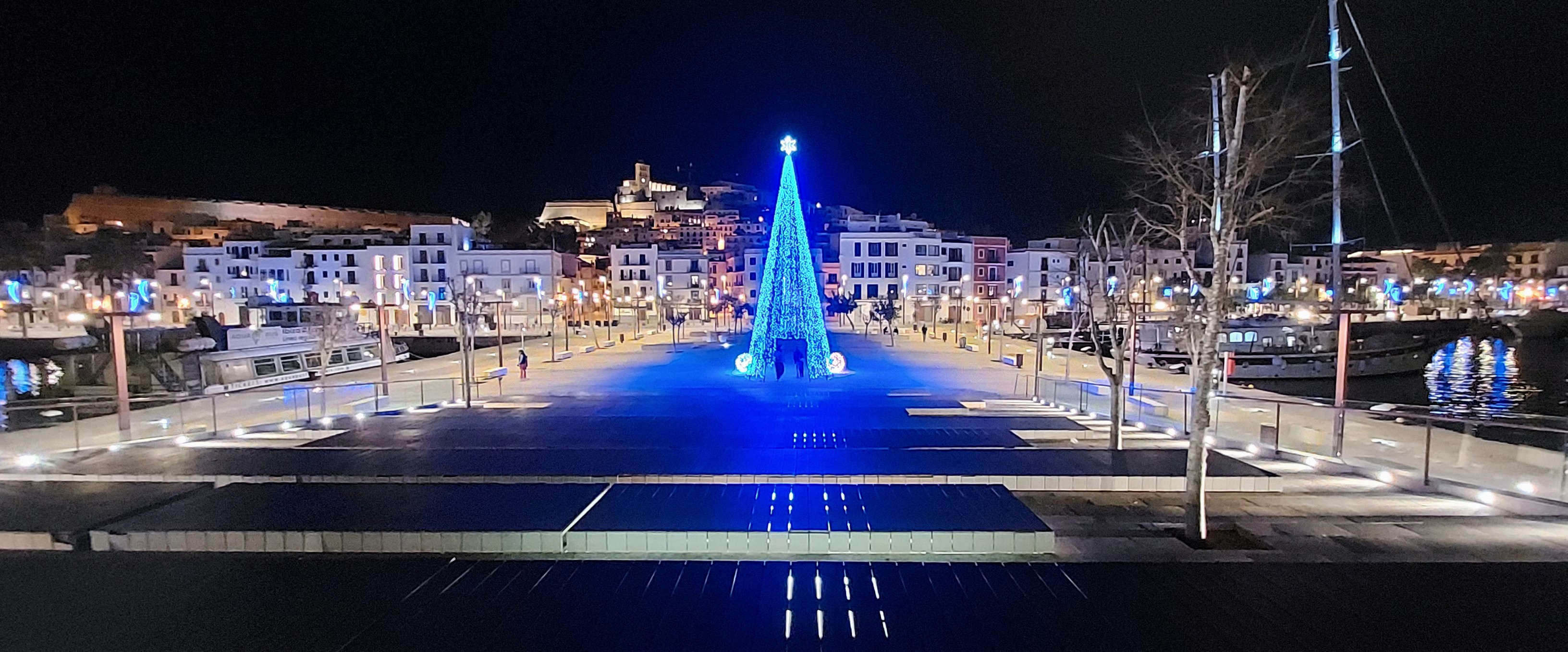 La Autoritat Portuària de Balears organiza el primer concurso de iluminación navideña en los puertos de Eivissa y la Savina