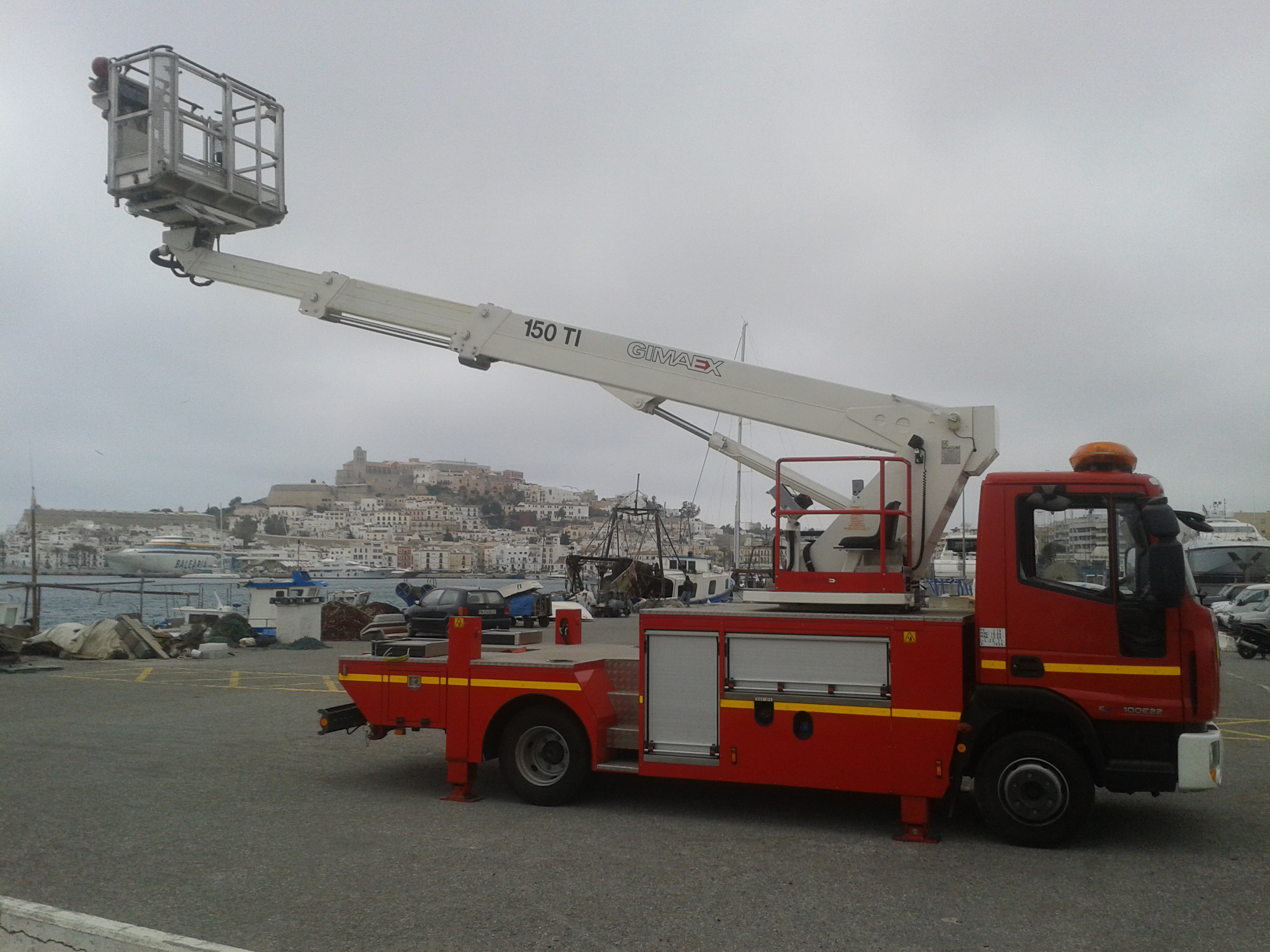 Die Hafenbehörde der Balearen (APB) erwirbt ein Feuerwehrfahrzeug aus Formentera