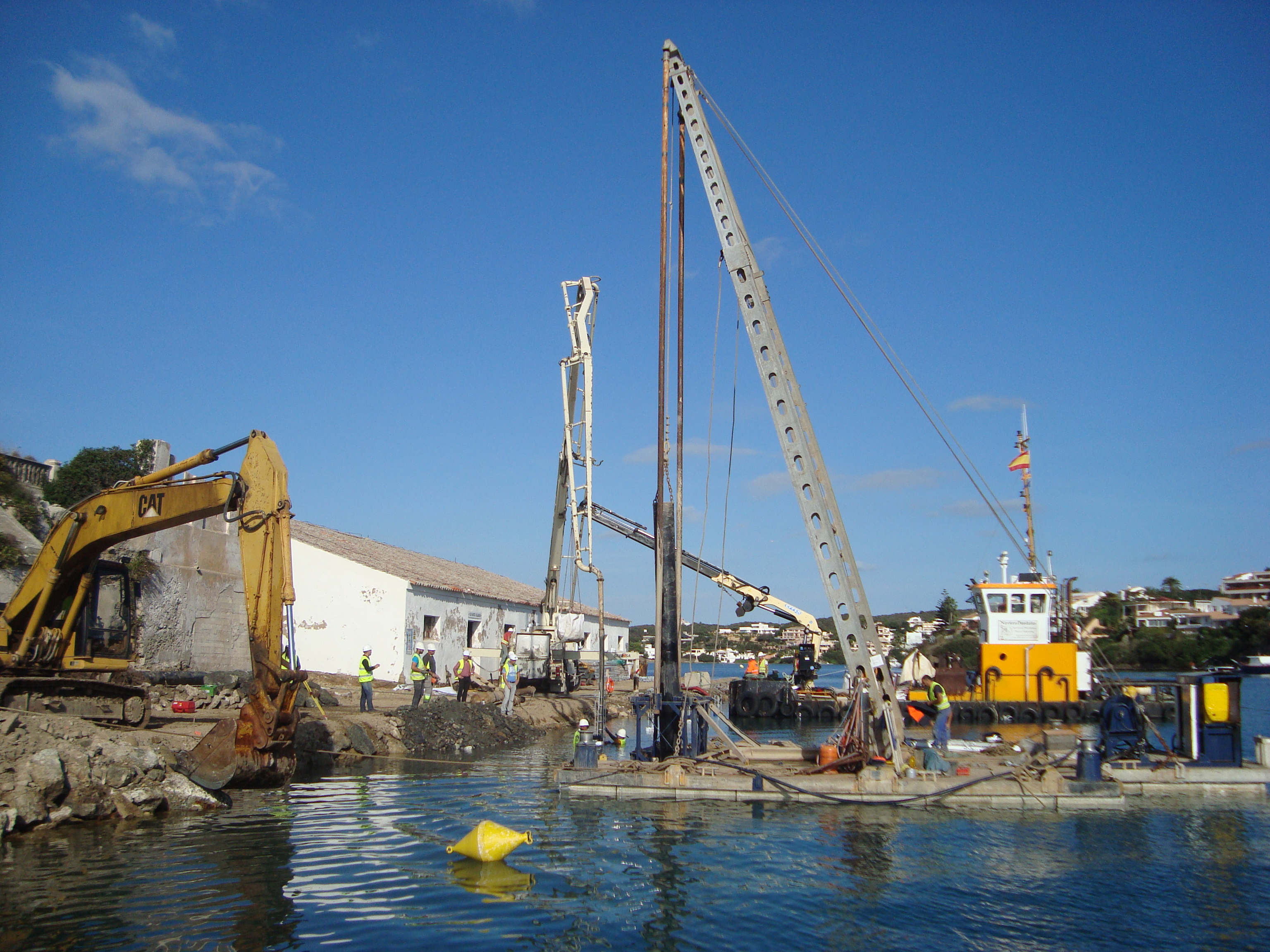 Baubeginn auf der Illa Plana im Hafen von Maó