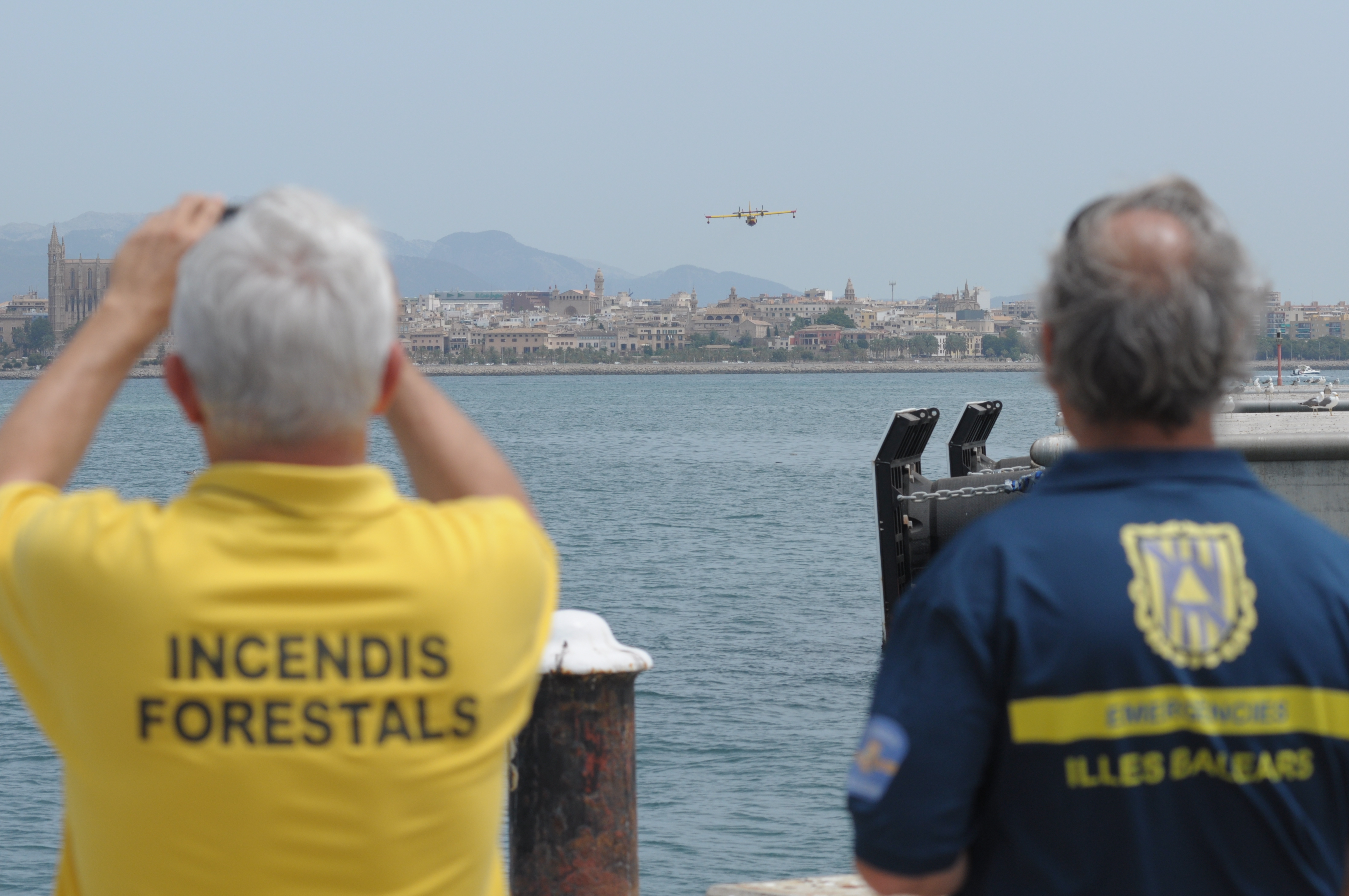 Realizado un  simulacro de amerizaje de aviones anfibios en el puerto de Palma