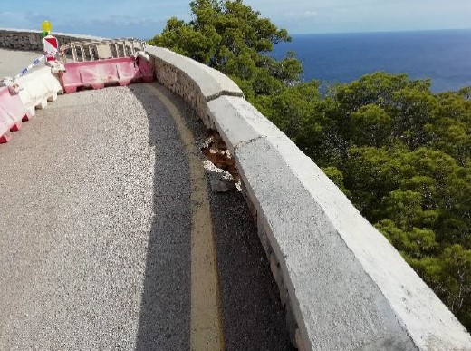 Sale a licitación la rehabilitación estructural del muro de contención de tierras de la carretera de acceso al faro de Formentor