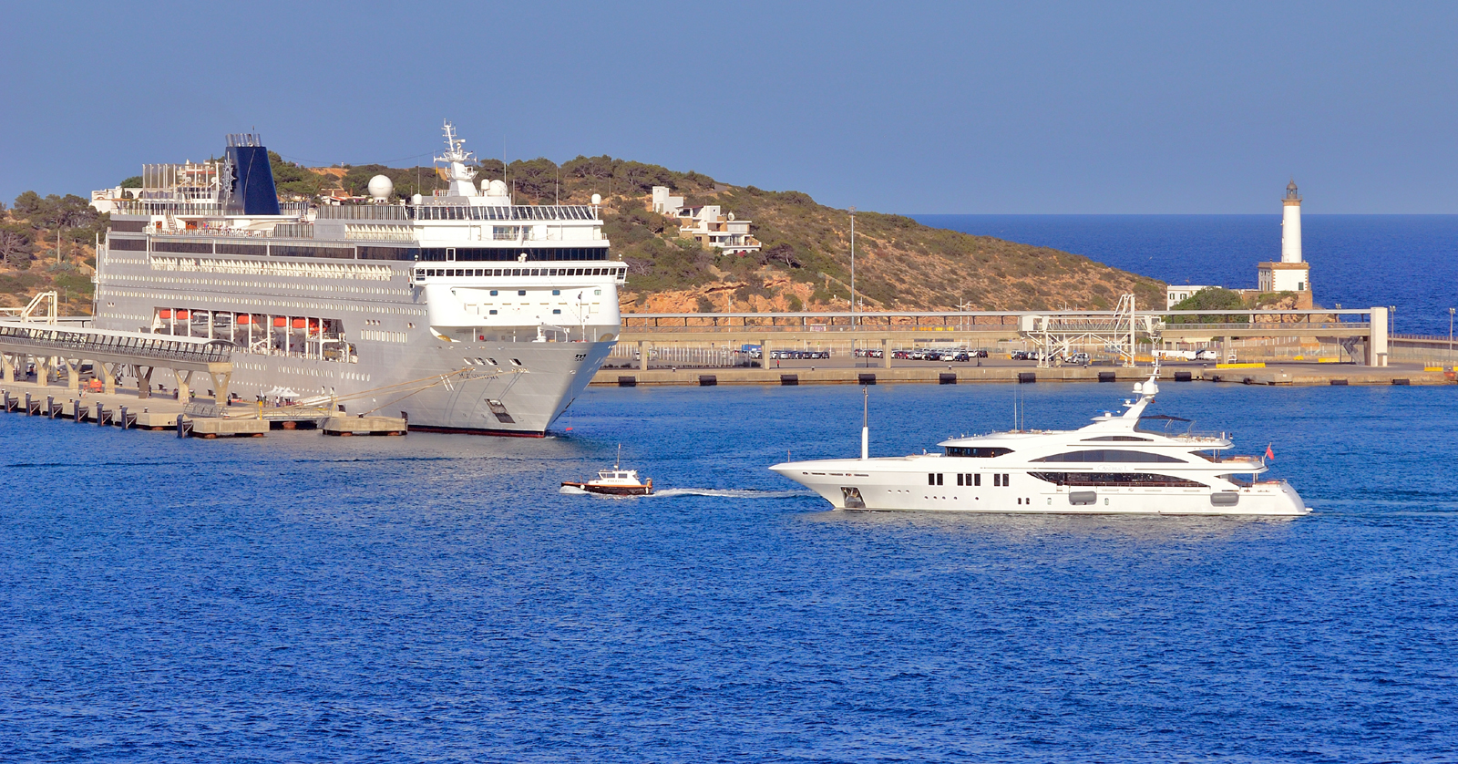 12 nusos, velocitat màxima per al port d’Eivissa