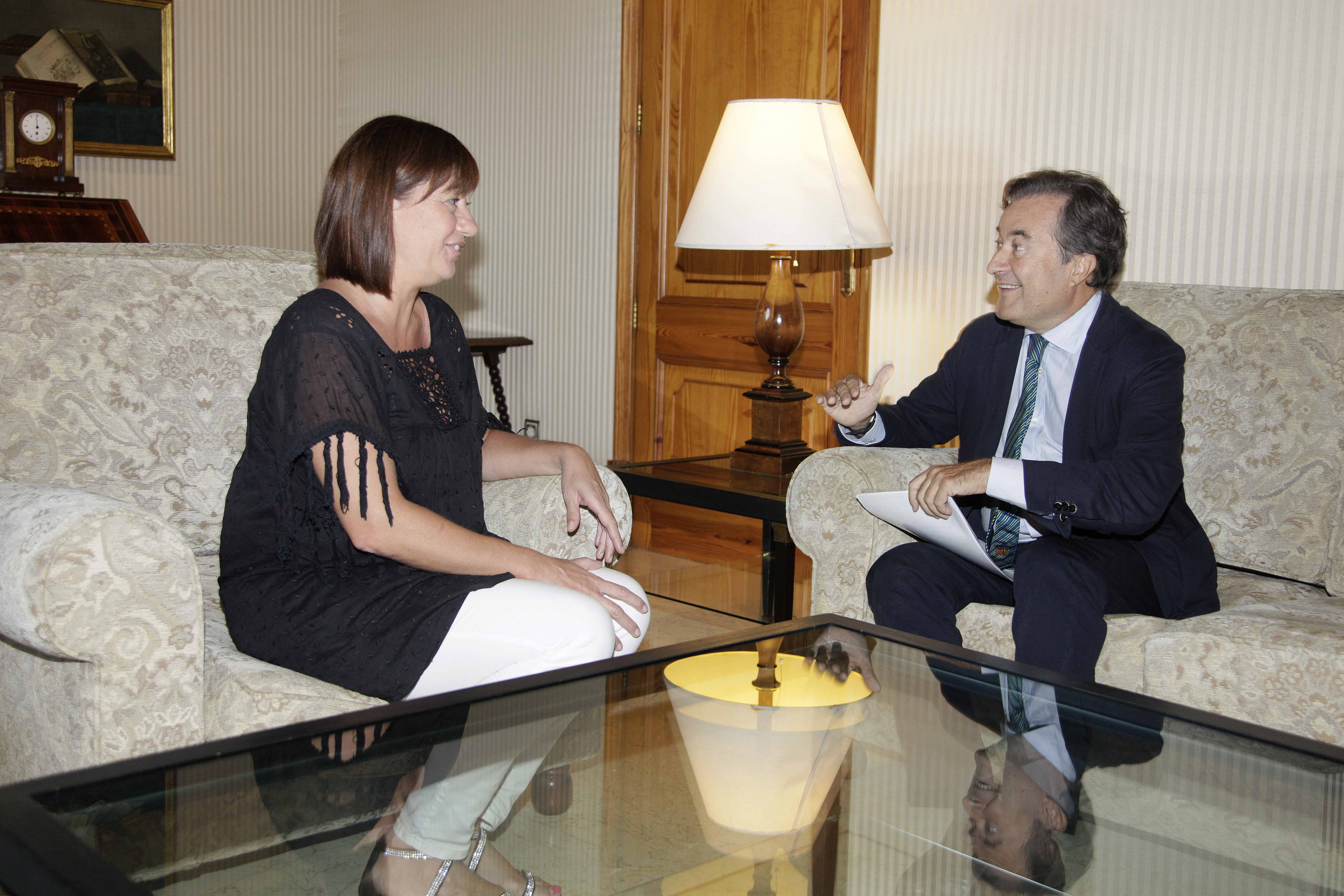 Reunión con la presidenta del Govern de les Illes Balears, Francina Armengol