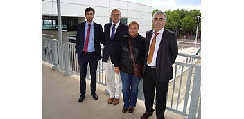 Alberto Pons visita el puerto de Alcúdia con la alcaldesa, Coloma Terrasa