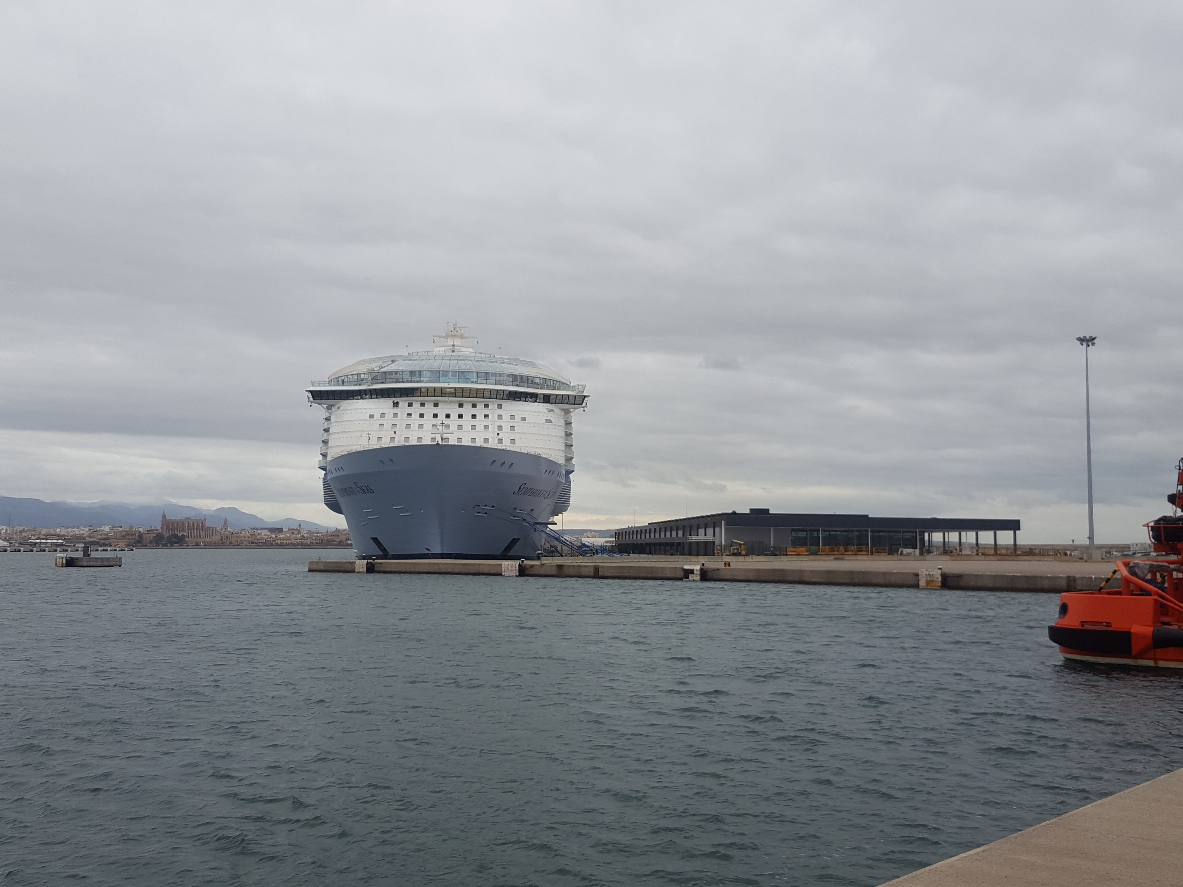 Die APB setzt das neue Seeterminal Nr. 6 im Hafen von Palma in Betrieb