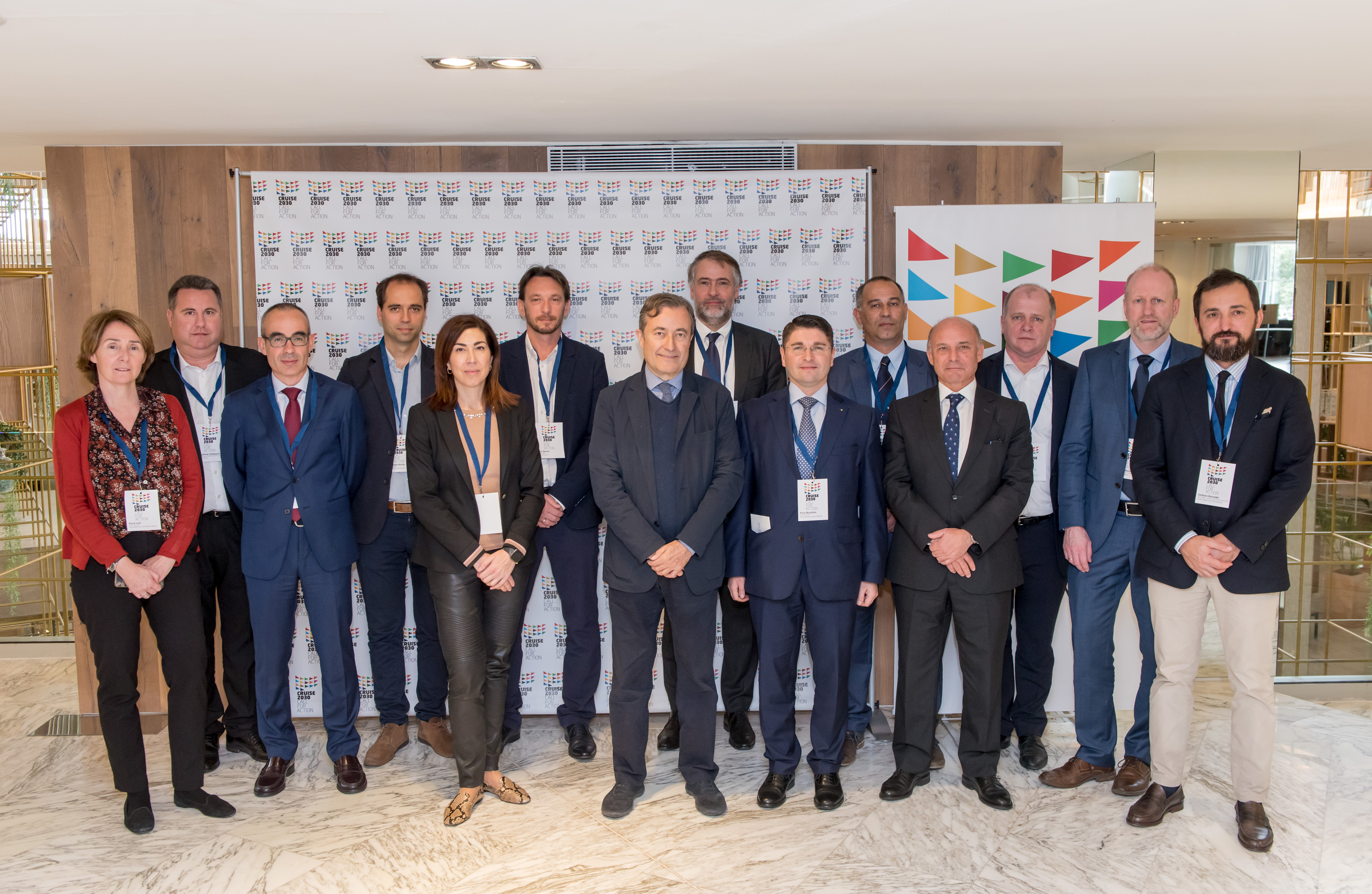 Cruise 2030: el Grup de Treball es compromet a trobar el millor equilibri possible entre les companyies de creuers, destinacions i ports per garantir el futur de la indústria de creuers a Europa. La propera reunió se celebrarà a Cannes al juny de 2020