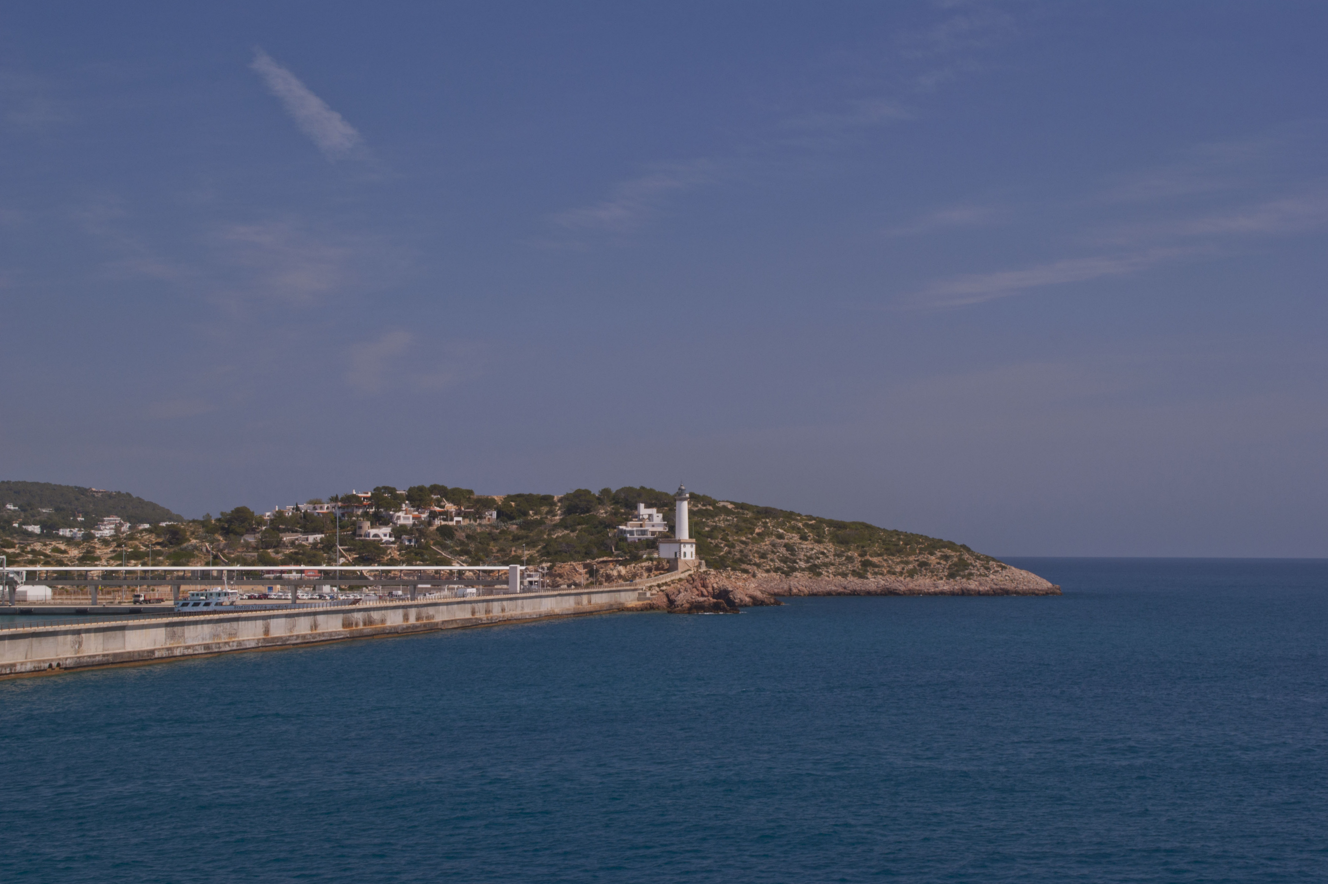 LA AUTORIDAD PORTUARIA DE BALEARES DA INICIO A LAS OBRAS DE ADECUACIÓN Y MEJORA DEL ESPALDÓN DEL DIQUE DE EL BOTAFOC EN EL PUERTO DE EIVISSA