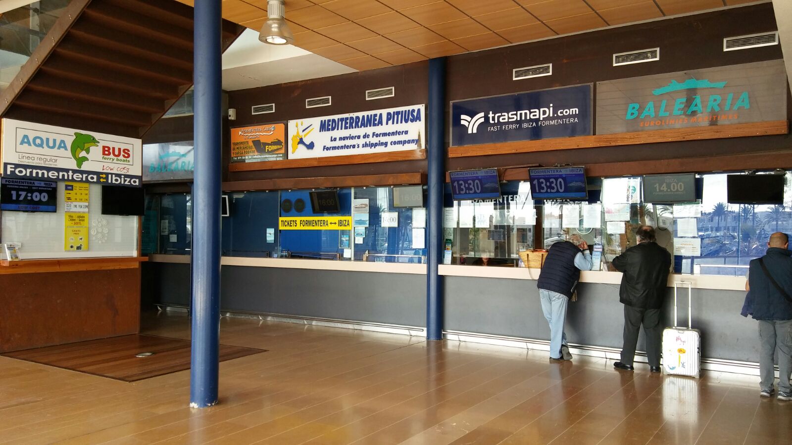 Empieza la reforma del edificio de la Estación Marítima de la Savina para mejorar su servicio a usuarios y transportistas