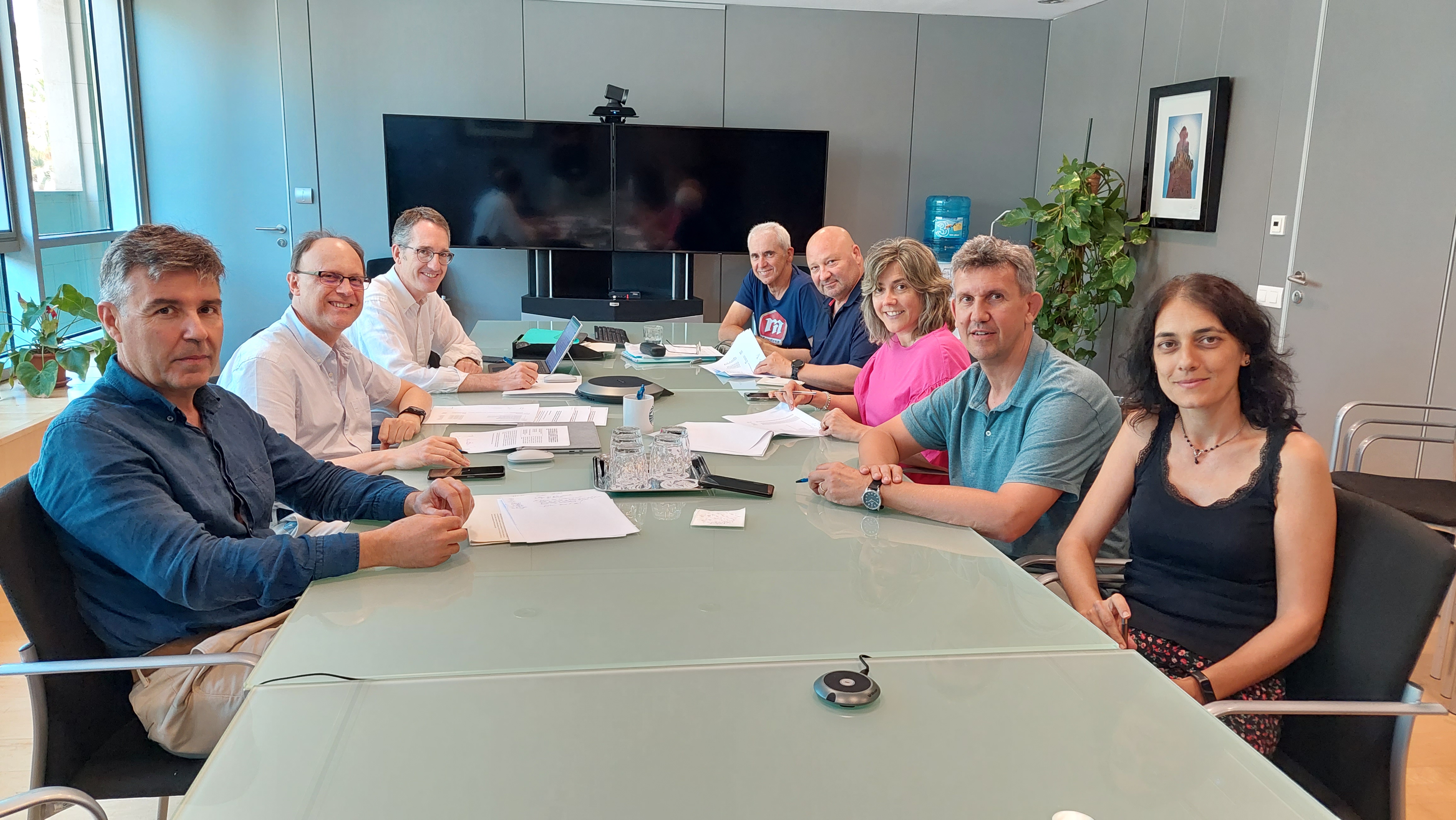 The APB, CCOO and UGT agree a plan to inject 375,000 euros of funds each year to develop the skills of workers subject to the Collective Bargaining Agreement