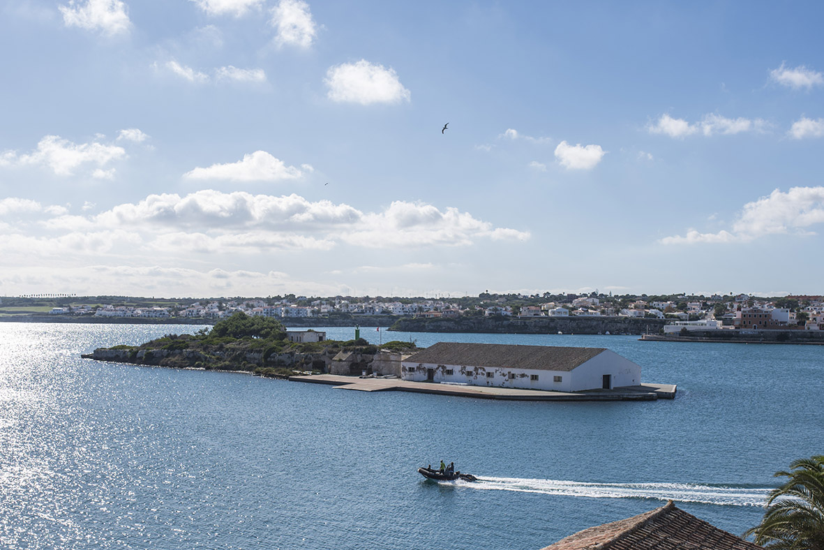 La Isla Plana se incluirá en la zona de servicio del puerto de Maó