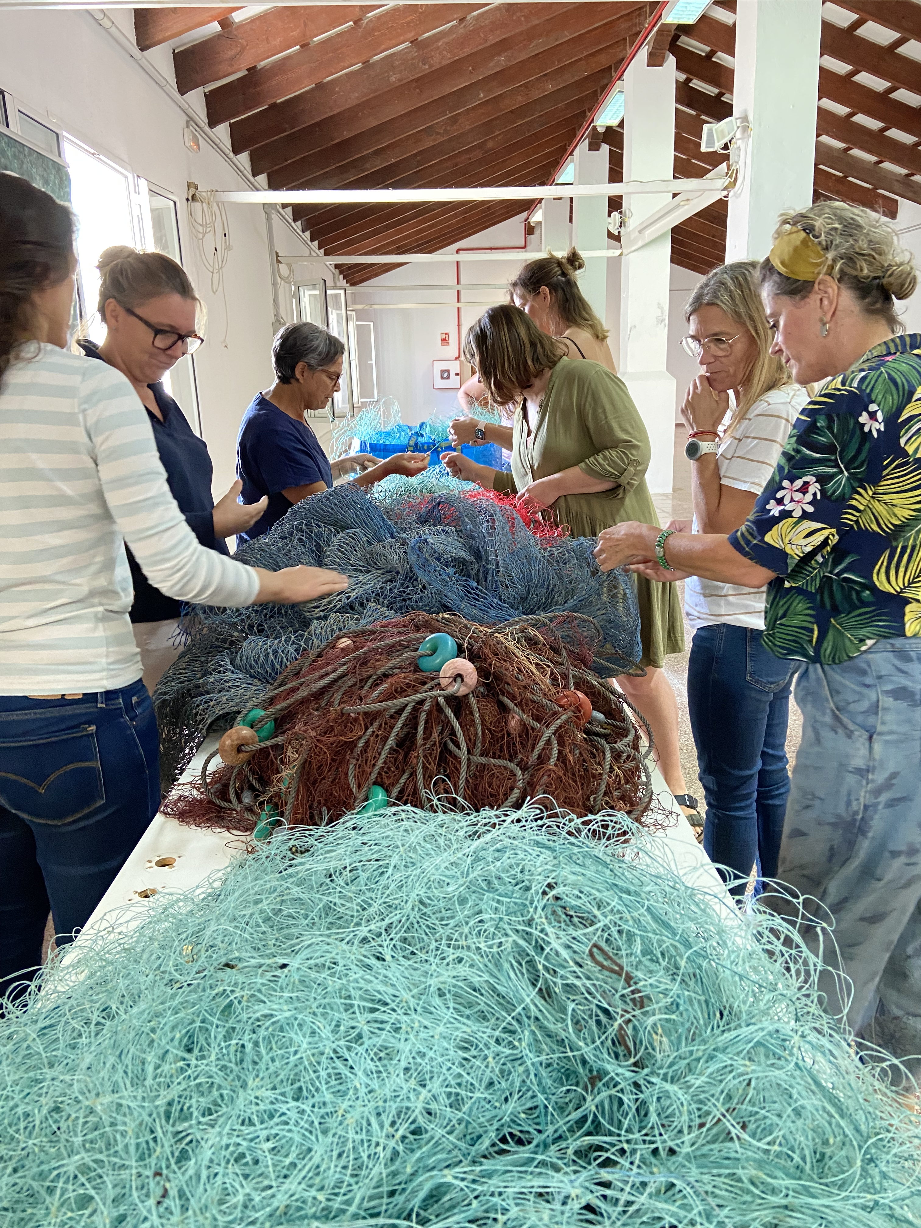 Der Hafen von Maó begrüßt die Initiative PescArt Menorca