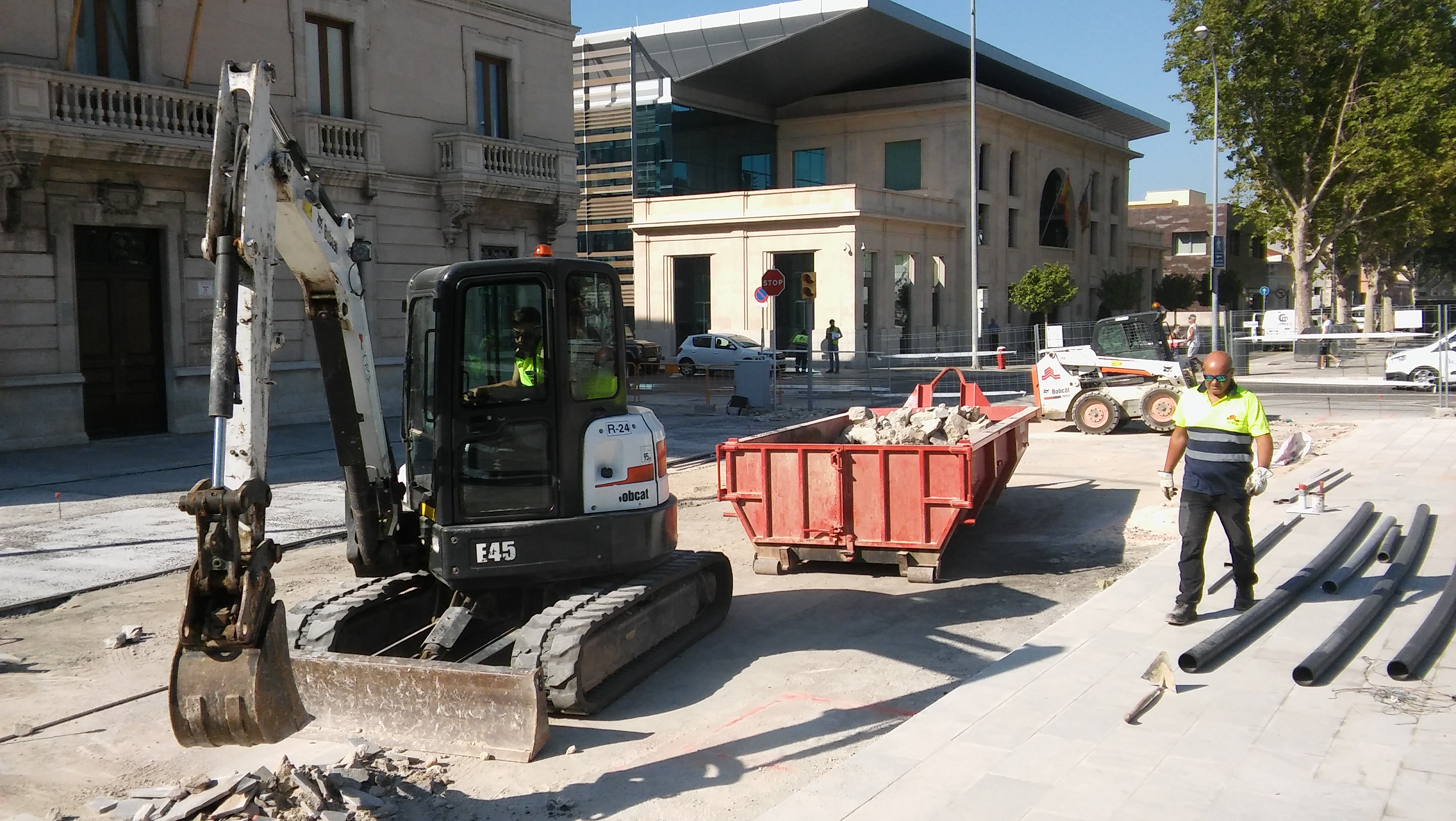 Improvements in the bike lane of Palma's Port