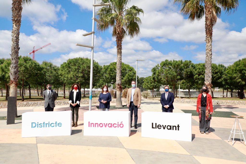 AYUNTAMIENTO, GOVERN, CONSELL DE MALLORCA, UIB Y AUTORIDAD PORTUARIA FIRMAN UN PROTOCOLO DE COLABORACIÓN PARA DESARROLLAR EL DISTRITO DE INNOVACIÓN DEL NOU LLEVANT-FACHADA MARÍTIMA