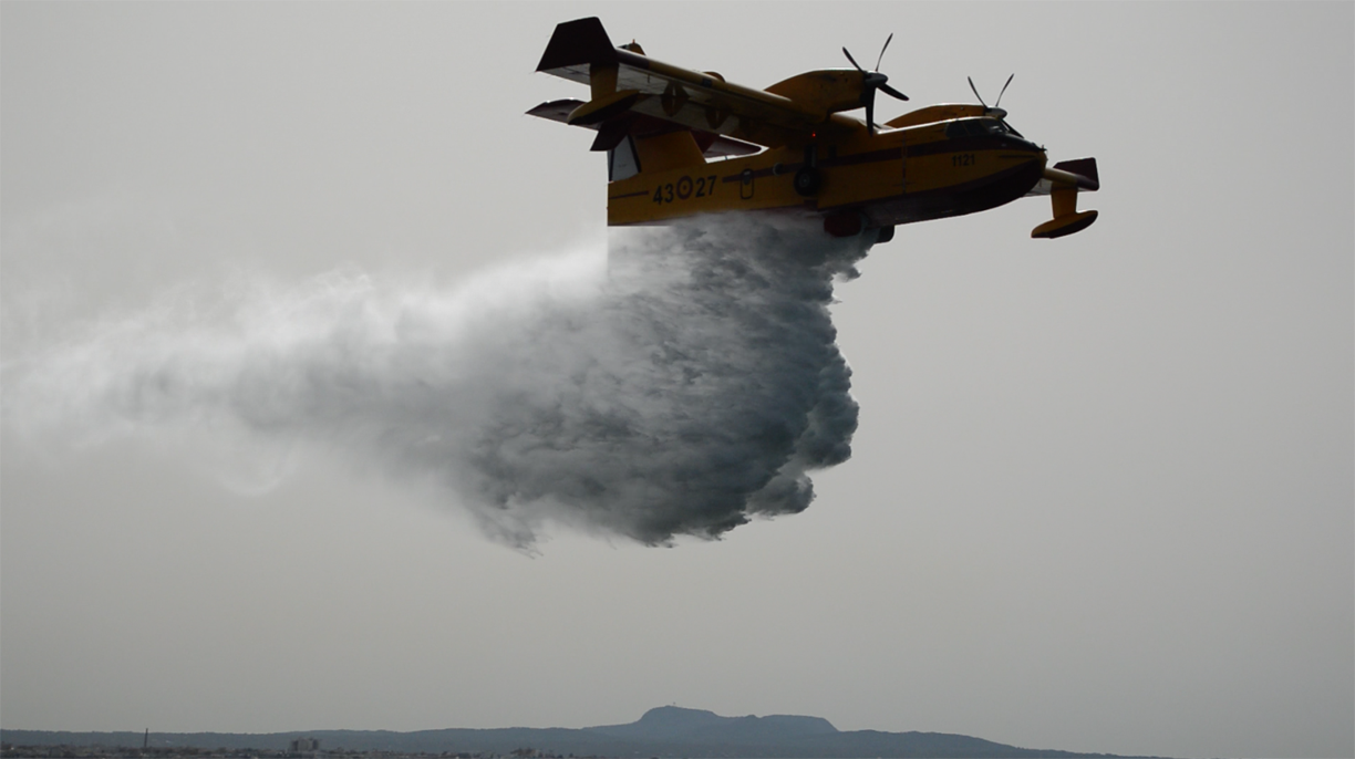 Das Prozedere für das Wassern von Amphibienflugzeugen im Hafen von Palma ist aktiviert