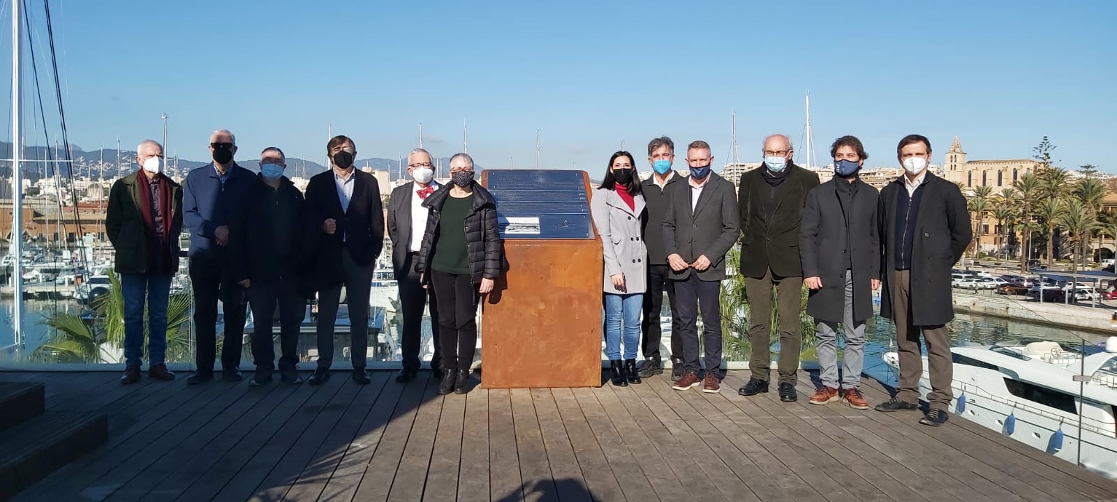 El Año del Diccionario Alcover-Moll se inicia con la instalación de una placa conmemorativa en el puerto de Palma