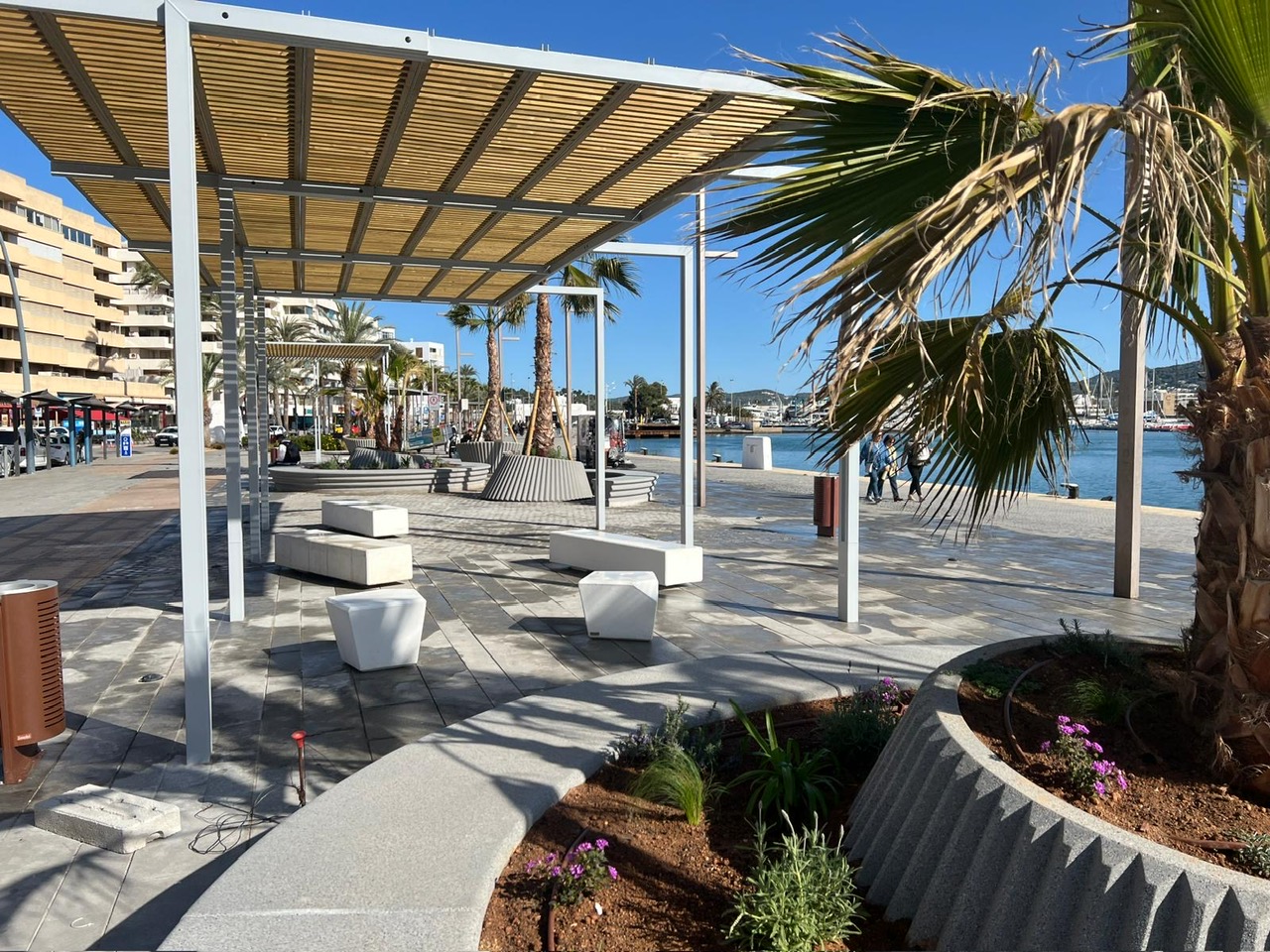 Der Hafen von Eivissa eröffnet einen neuen Grünbereich am Kai von Ribera