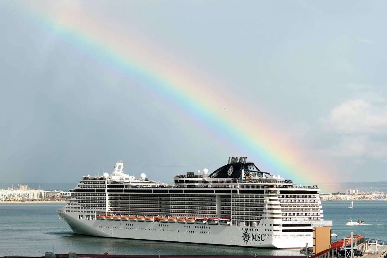 MSC Cruceros celebra su escala número 100 en el puerto de Palma con la llegada del MSC Preziosa