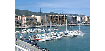 Ocibar gestionará los amarres de los pantalanes en el muelle interior del puerto de Eivissa