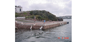 La APB reconstruye el embarcadero de la Isla del Rey de puerto de Maó