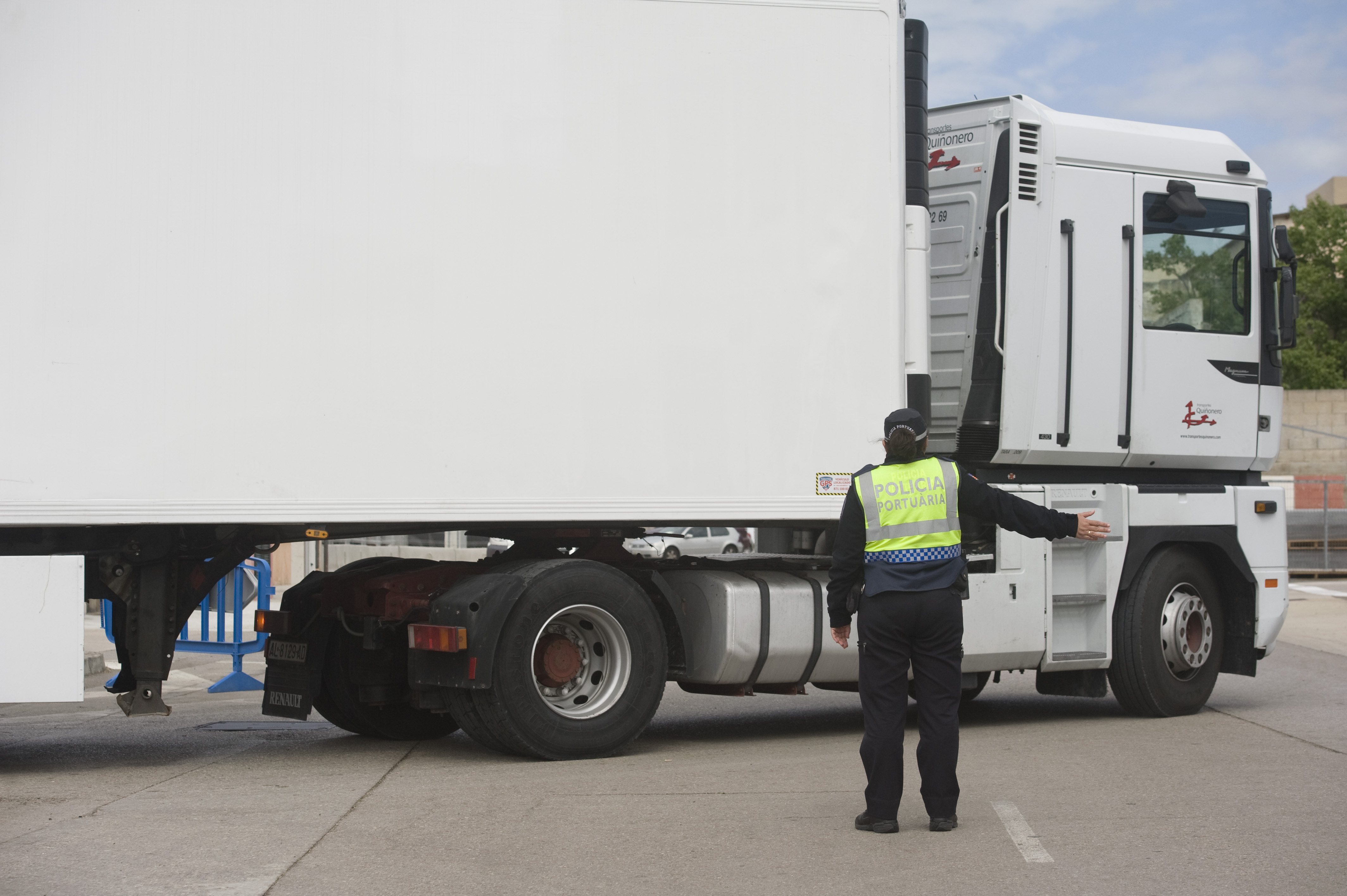 Aumenta un 7% el tráfico de mercancías en los puertos de interés general de Baleares 