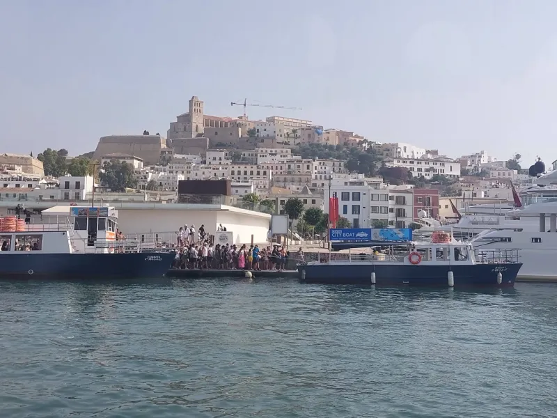 City Boat